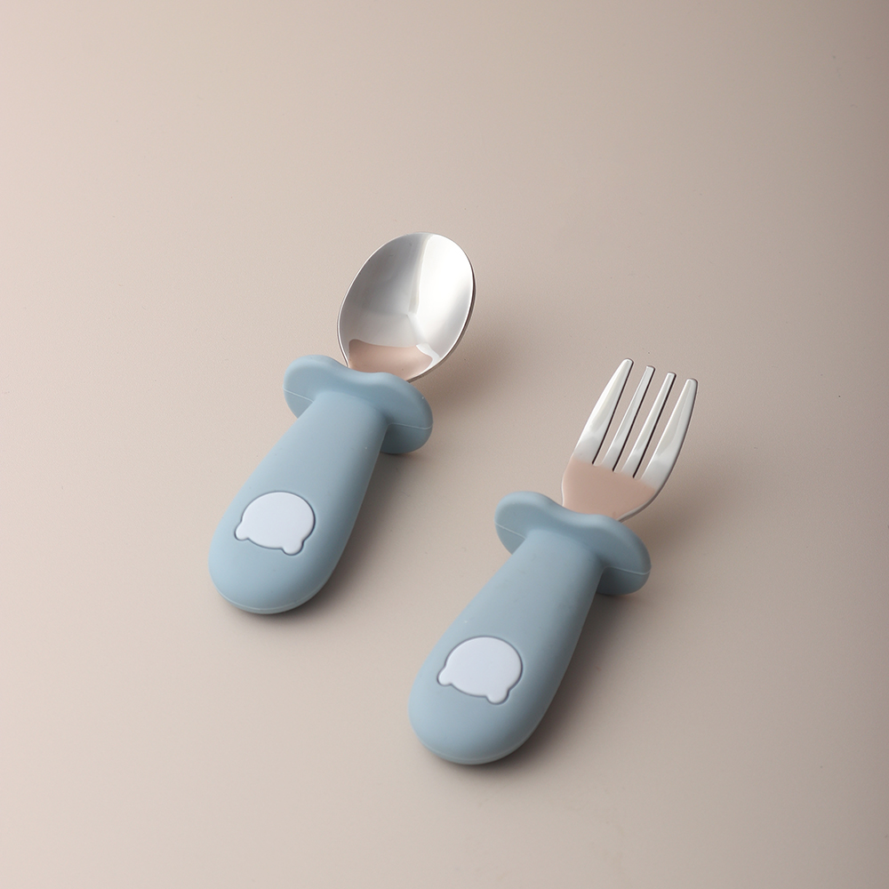 Baby Panda Shape Silicone Spoo - đánh giá và giá Baby Food Utensil