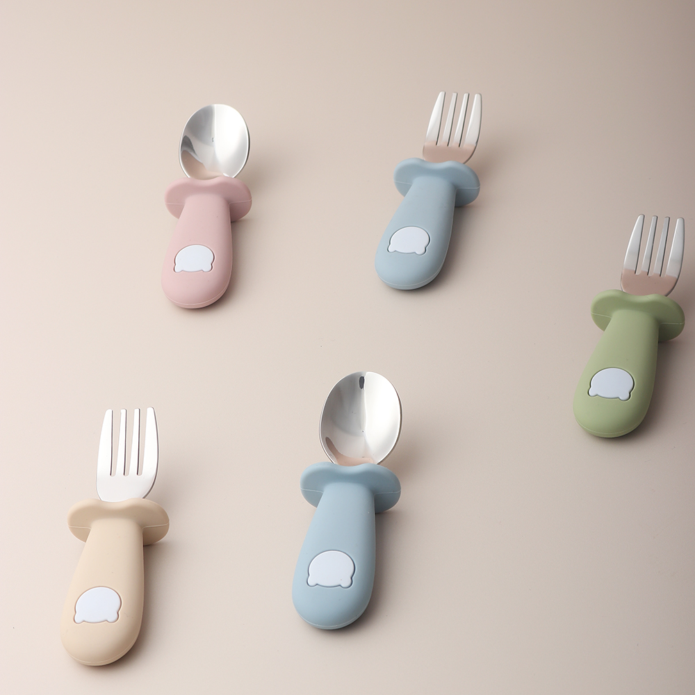 Baby Panda Shape Silicone Spoo - đánh giá và giá Baby Food Utensil